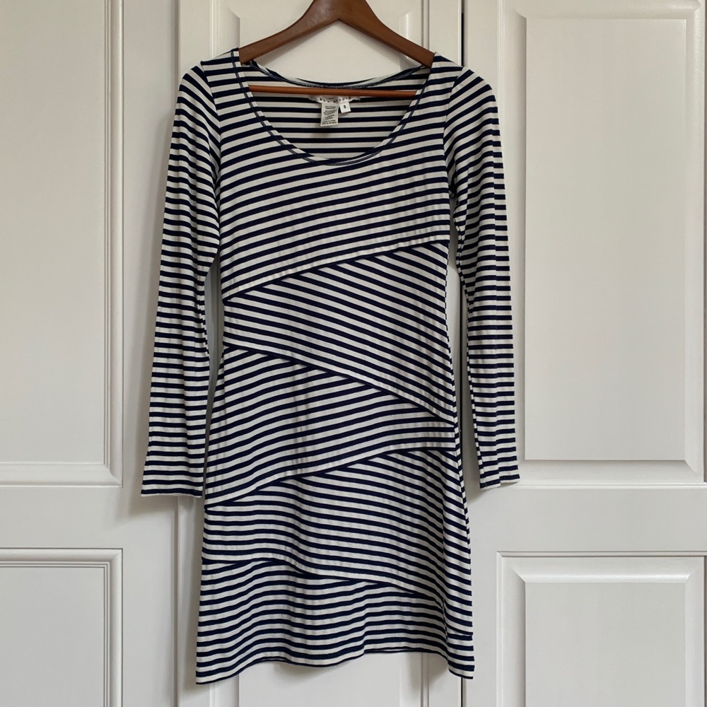 Max studio striped long sleeve dress